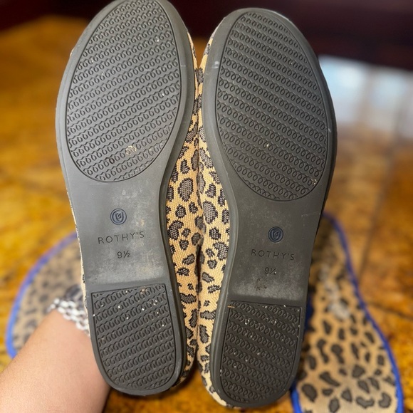 Rothy's Leopard Print Flats with Blue Trim Sz 9.5 - Picture 6 of 6